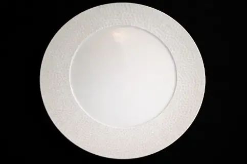 assiette asymétrique 28 cm